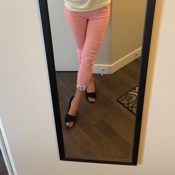 Stunning light pink Legging with floral ankles packet - Picture 3 of 9